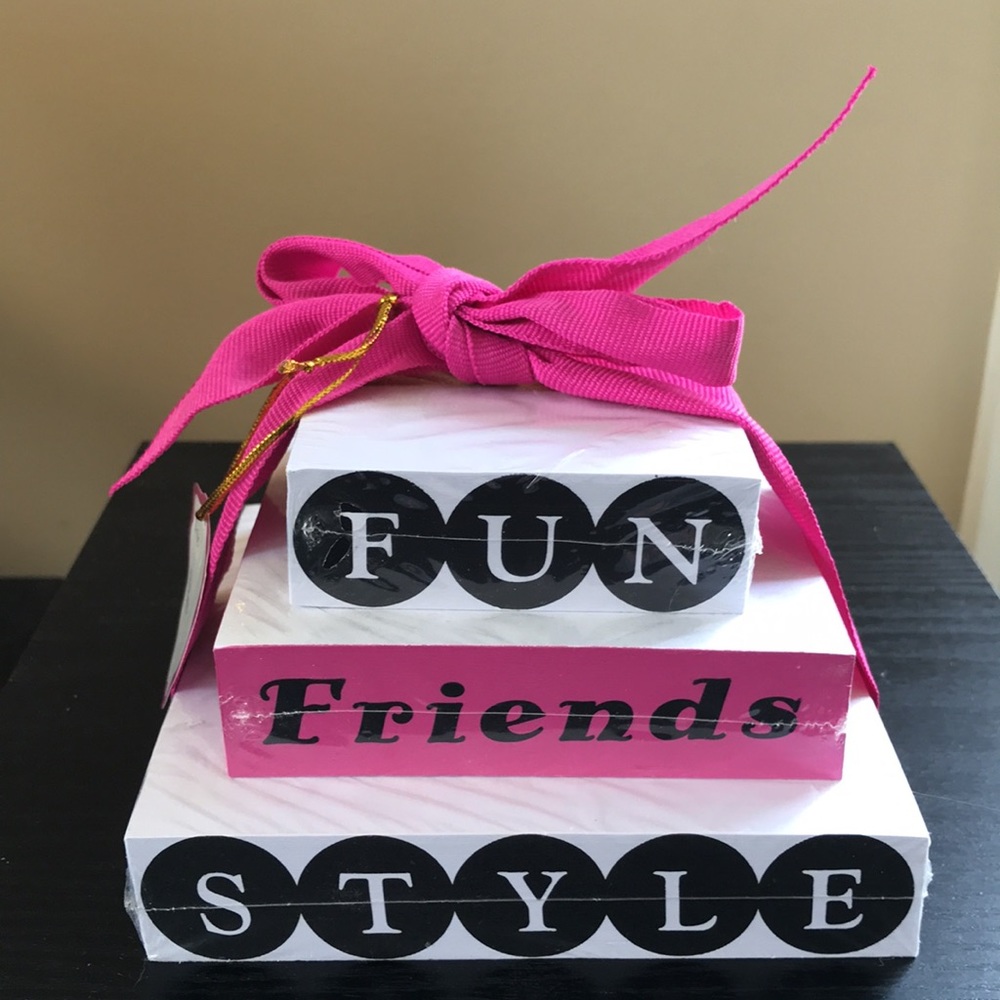 Fun / Friends / Styles Stackable Notepads ✨NWOT✨